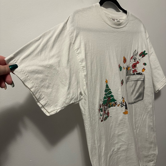 Vintage Looney Tunes Christmas T-Shirt 90s Shirt Bugs Bunny & Tasmania Devil - Picture 8 of 11